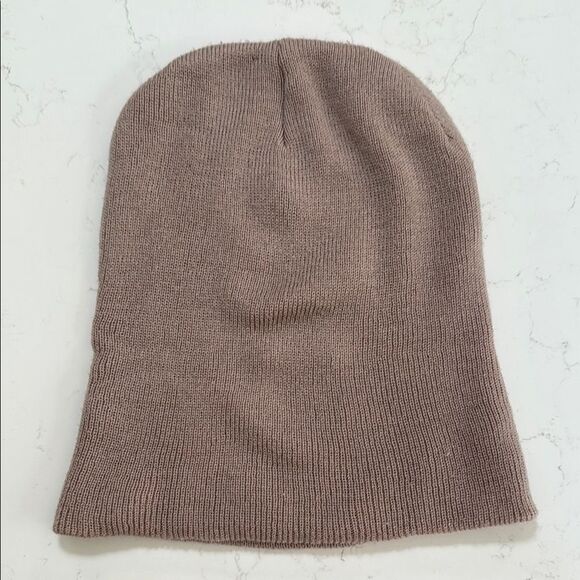 BRONER Classic dusty rose Knit Beanie.  One size. - Picture 2 of 3